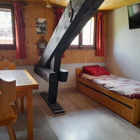 לה קלוסאז Studio In The Center Of The Village מראה חיצוני תמונה
